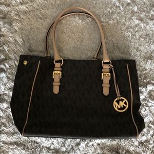 Michael Kors Signature Tote